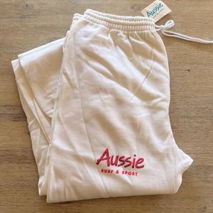 NEW Vintage AUSSIE Men’s White Jogger Sz L